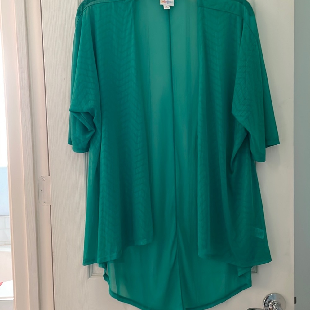 LuLaRoe SZ M Kimono